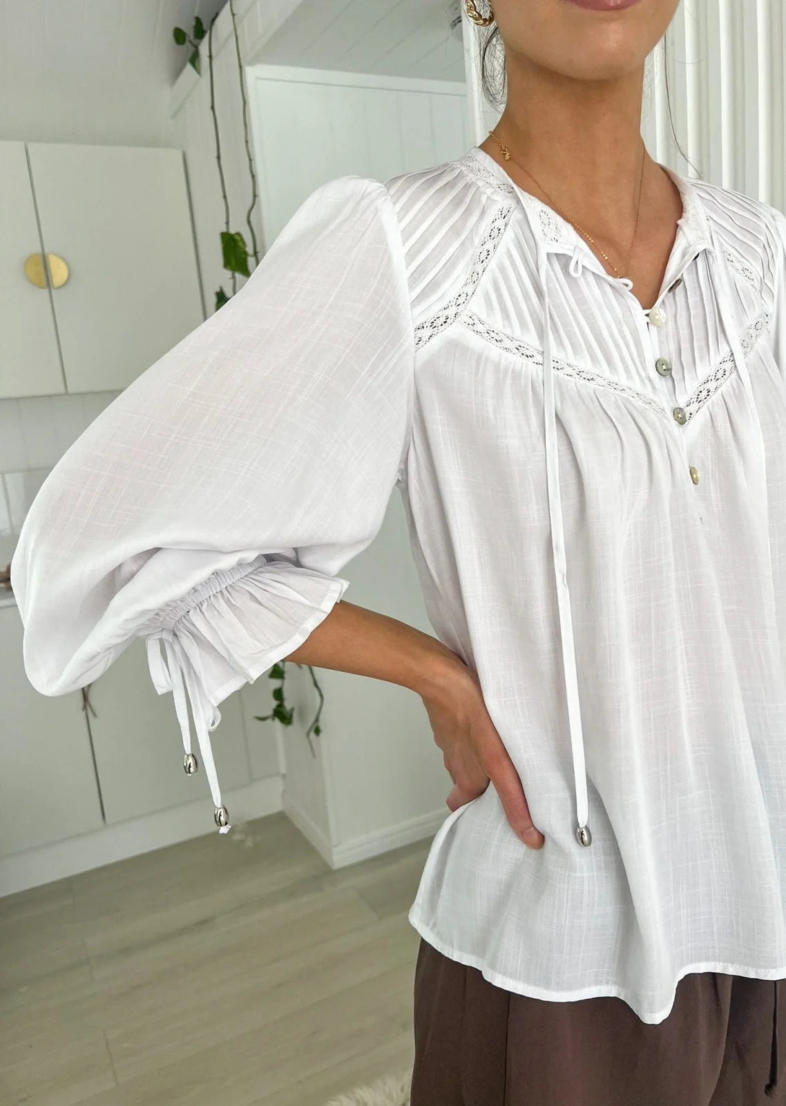 Elle Blouse - White - Mylk The Label